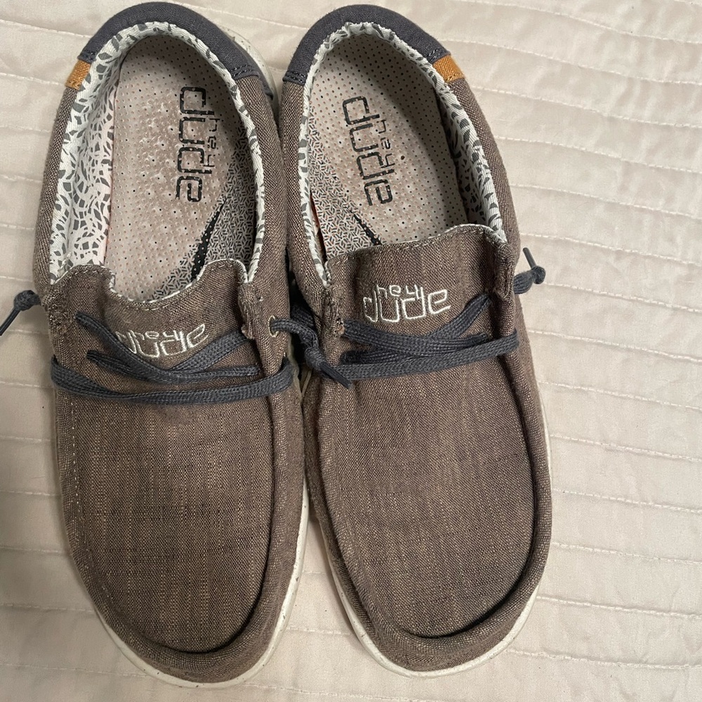 Hey dude shoes
